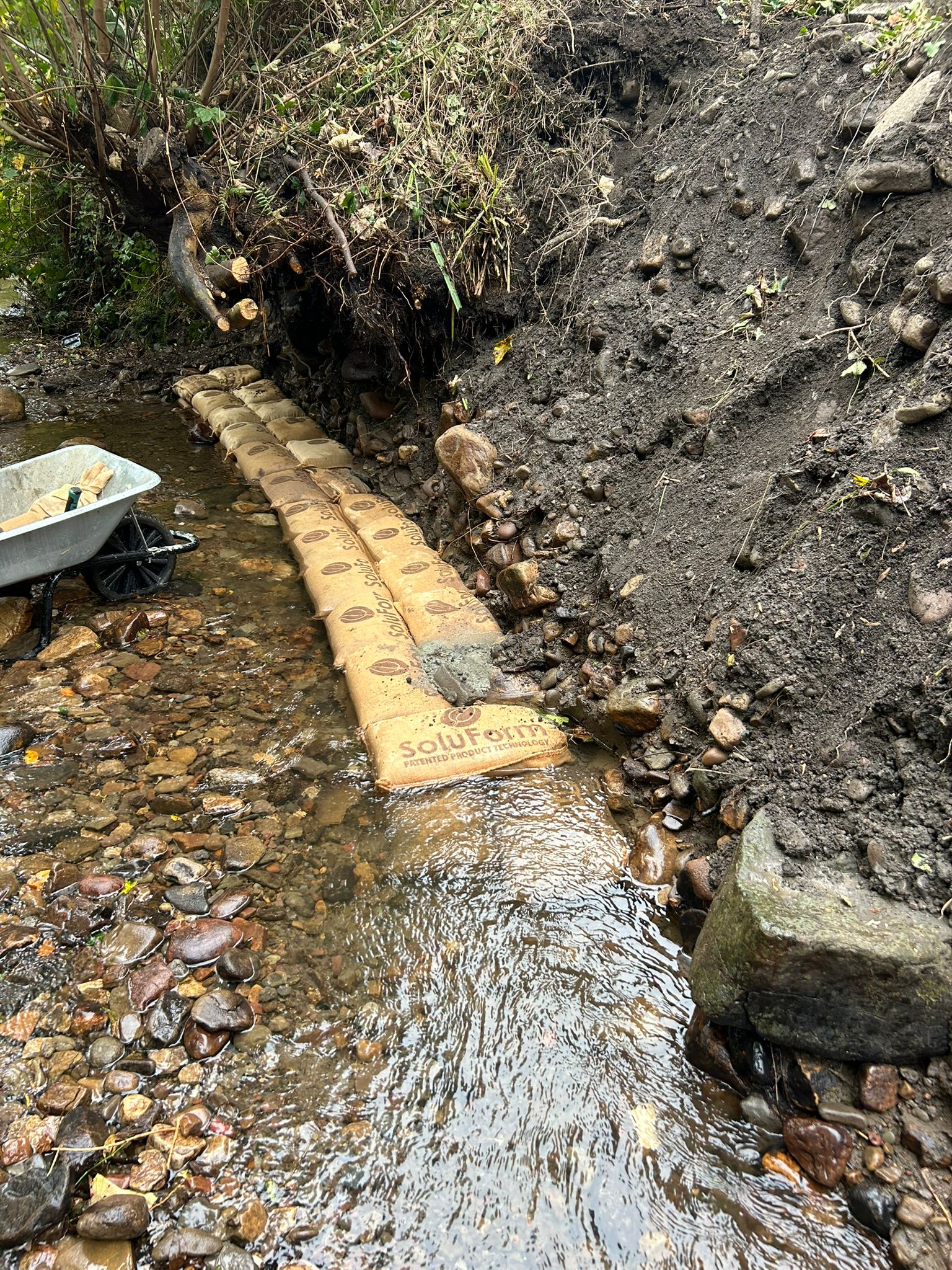 15bca76c-54b2-45a5-8178-39d6b18a36e3